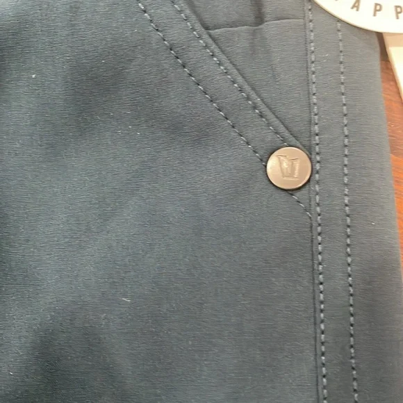 Vuori Kore shorts BNWT - Picture 5 of 7